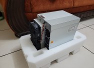 Bitmain Antminer L7 (9.5gh) Crypto Miner + Psu