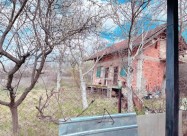 Продавам плац со куќа Охрид - Горица