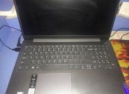 Prodavam Laptop 