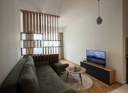 Се издава апартман во Скопје (позади салонот на Ме