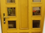 Vrata I 6 Stolici 