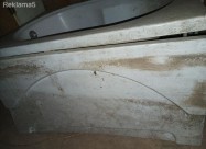 Продавам када со парван